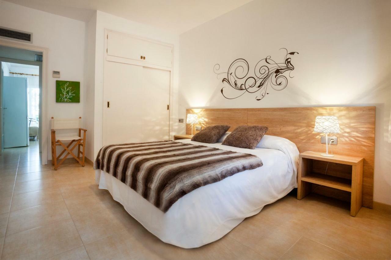 Apartamento A Pie De Playa, Climatizado Y Parking Roses Extérieur photo